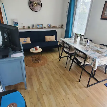Les Flots D'émilie Et Vincent Appartement *